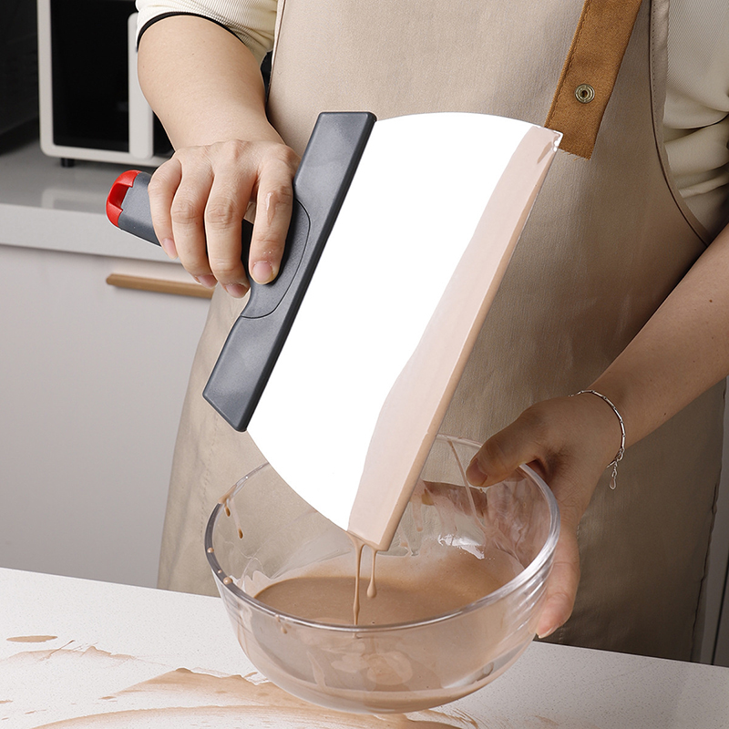 Stainless Steel Dough Scraper  - Kitchen Gadgets Under 100 recension och pris